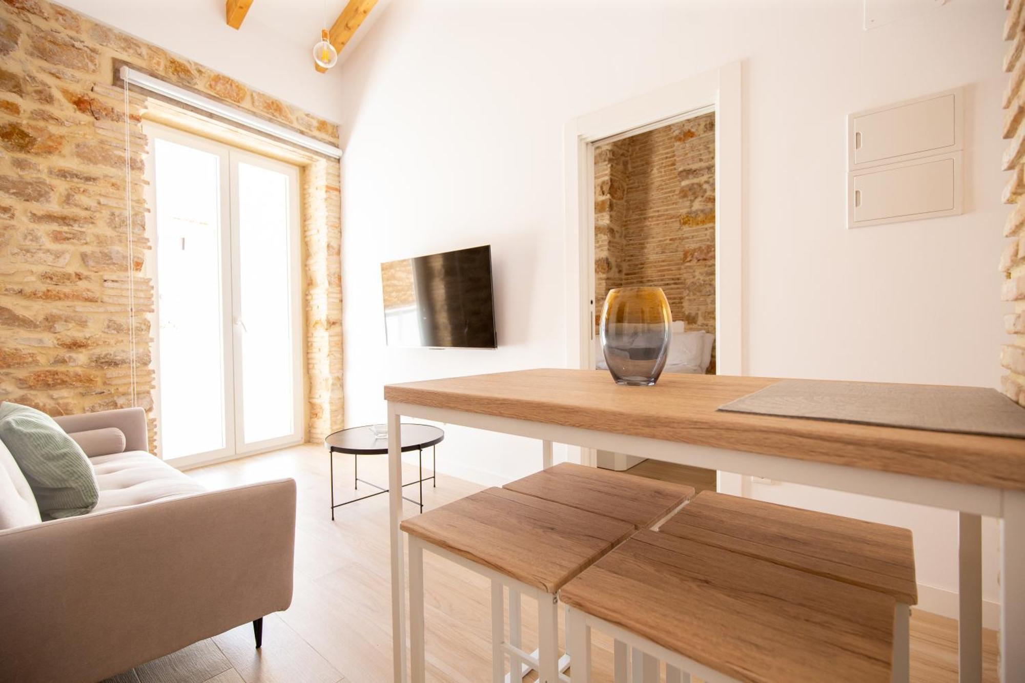 Colon 29 Apartments Дения Экстерьер фото